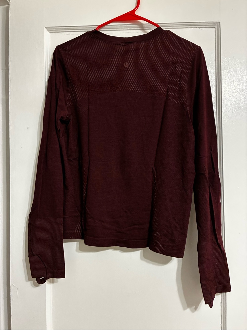 Lululemon Long Sleeve swiftly 2.0 Top in Deep Burgundy merino wool